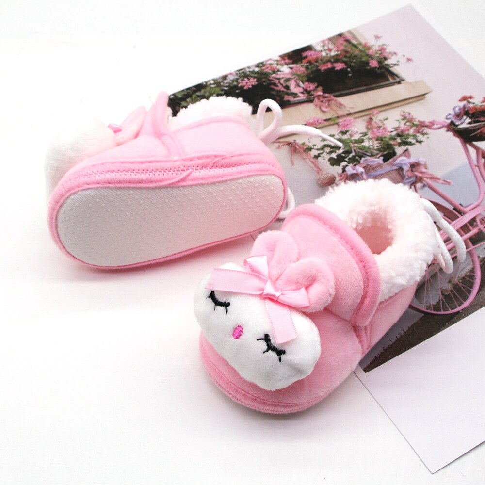 2020 nova Infantil Inverno Botas de Neve Sapatos De Bebê Anti-Slip Sole Bow-knot Inverno Quente Ata Acima As Sapatilhas faux Fur Berço Sapatos Vermelhos