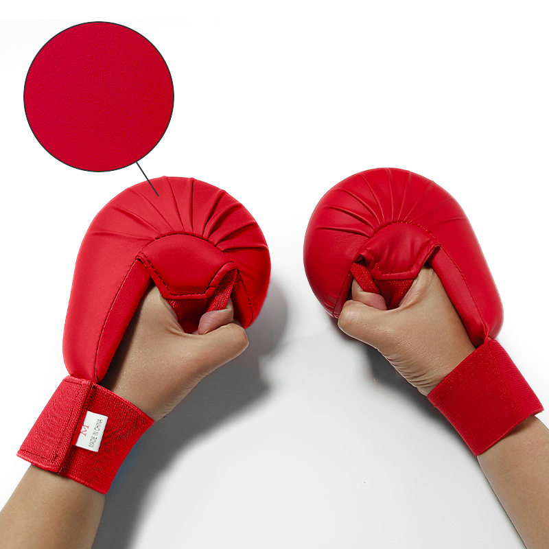 Karate Gloves Red BLue Thumb Protection Thickened Karate Hand Guards MMA Adult Children Pouching Mitts Boxing Glove: XS / WHITE