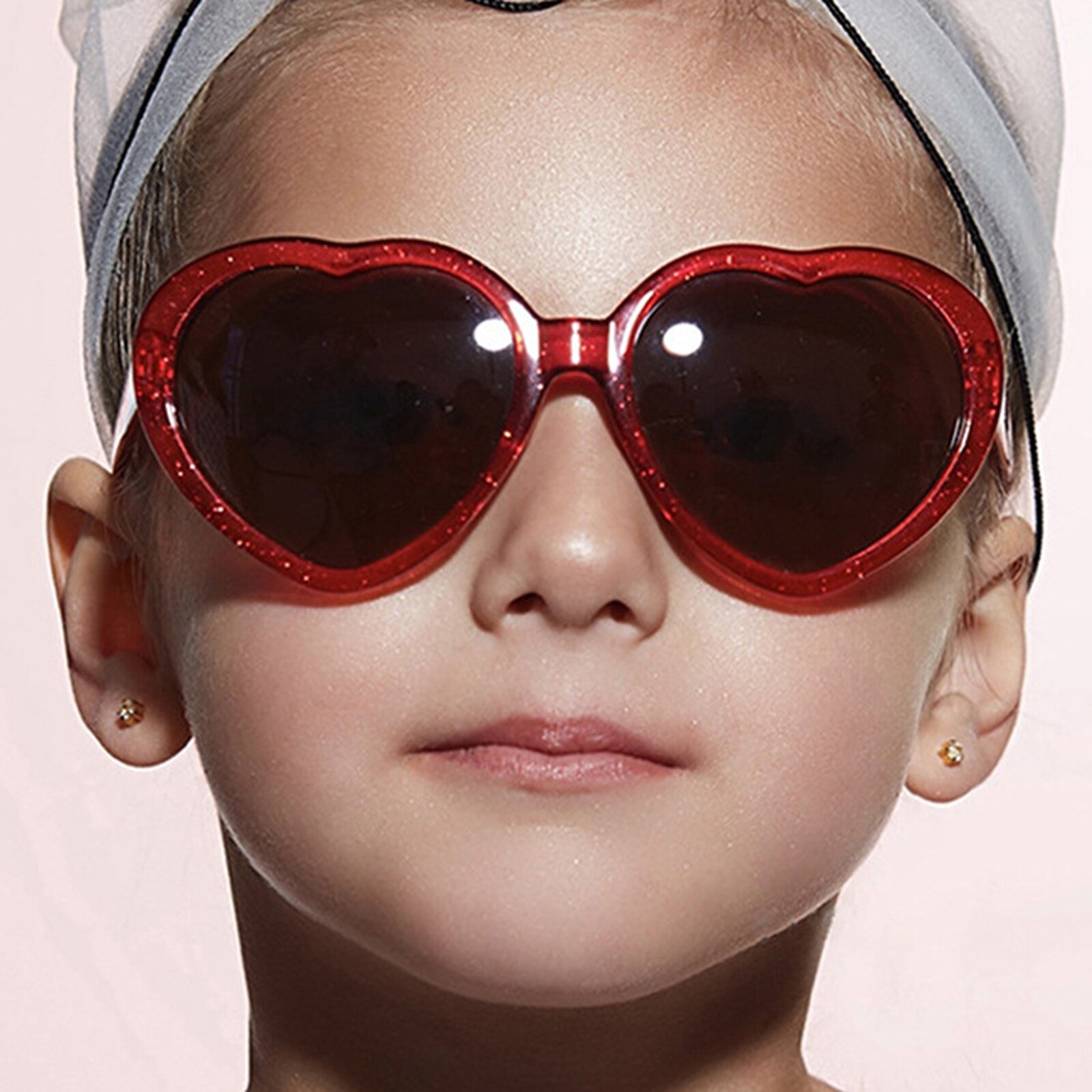 Gafas de sol con forma de corazón para niños y niñas, anteojos de sol adorables con marco de protección UV, con forma de corazón de amor,