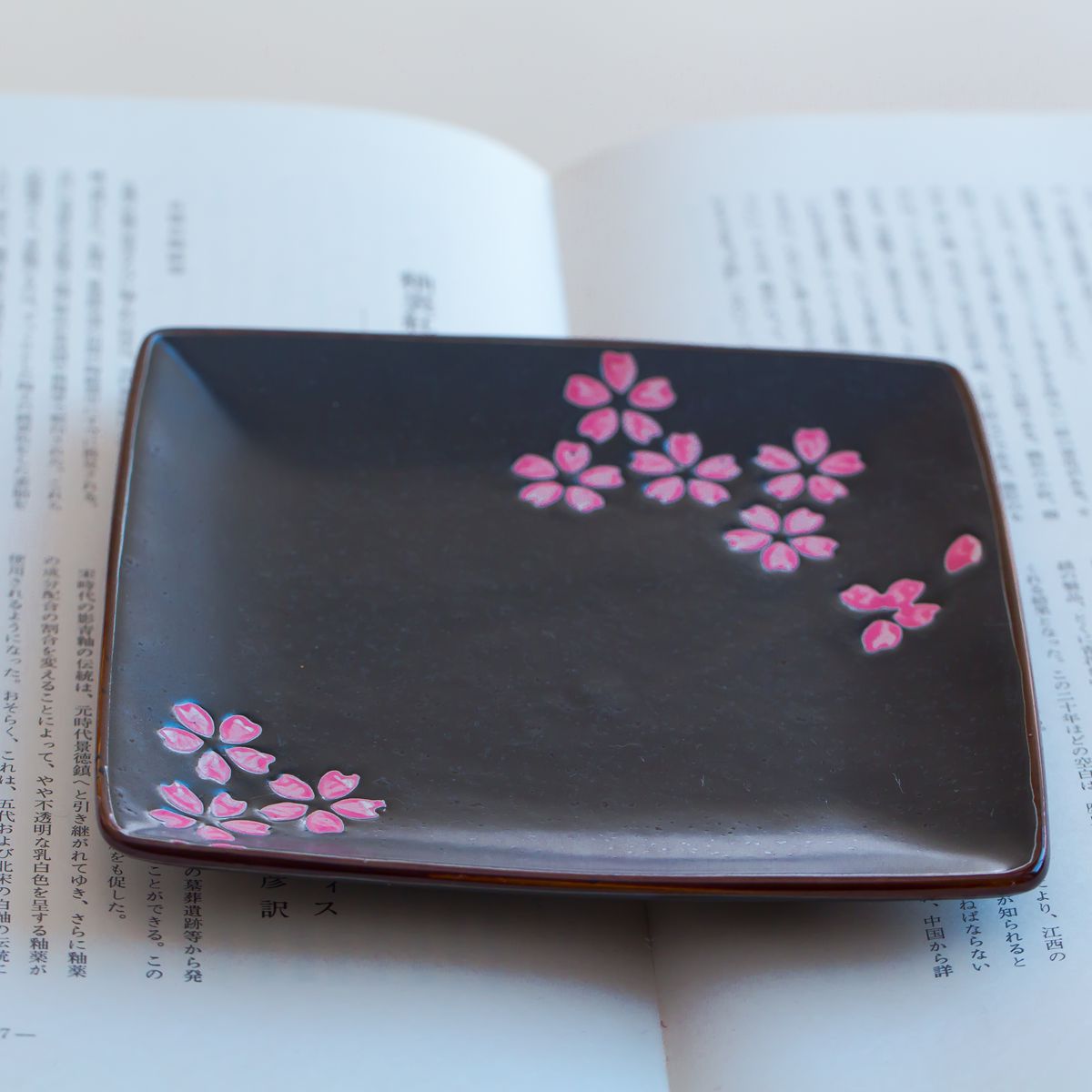 Japanese ceramic matte frosted tableware set cherry dessert mustard juice hotel tableware:  plate 15x15cm