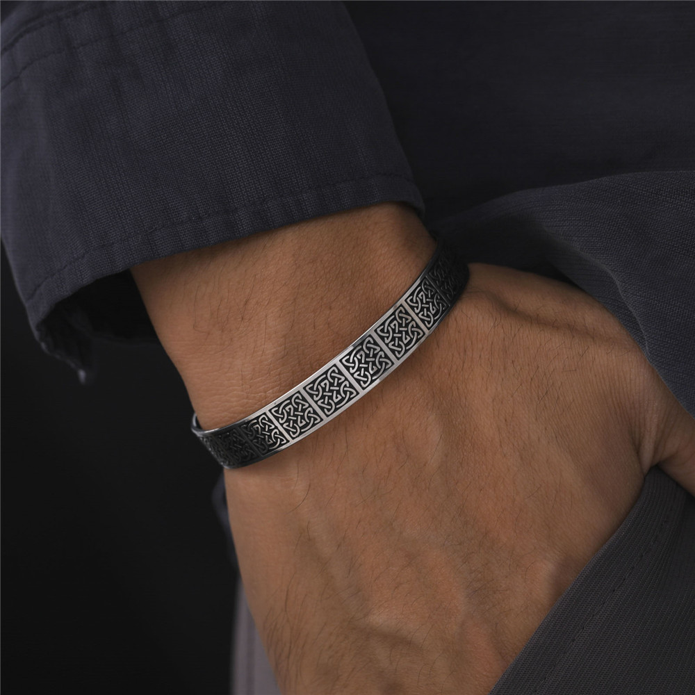 Bracciale rigido vichingo Triquetra per uomo ragazzo in acciaio inossidabile buona fortuna nodo celtico amuleto Vintage ▾ nodi irlandesi braccialetto gioielli regalo