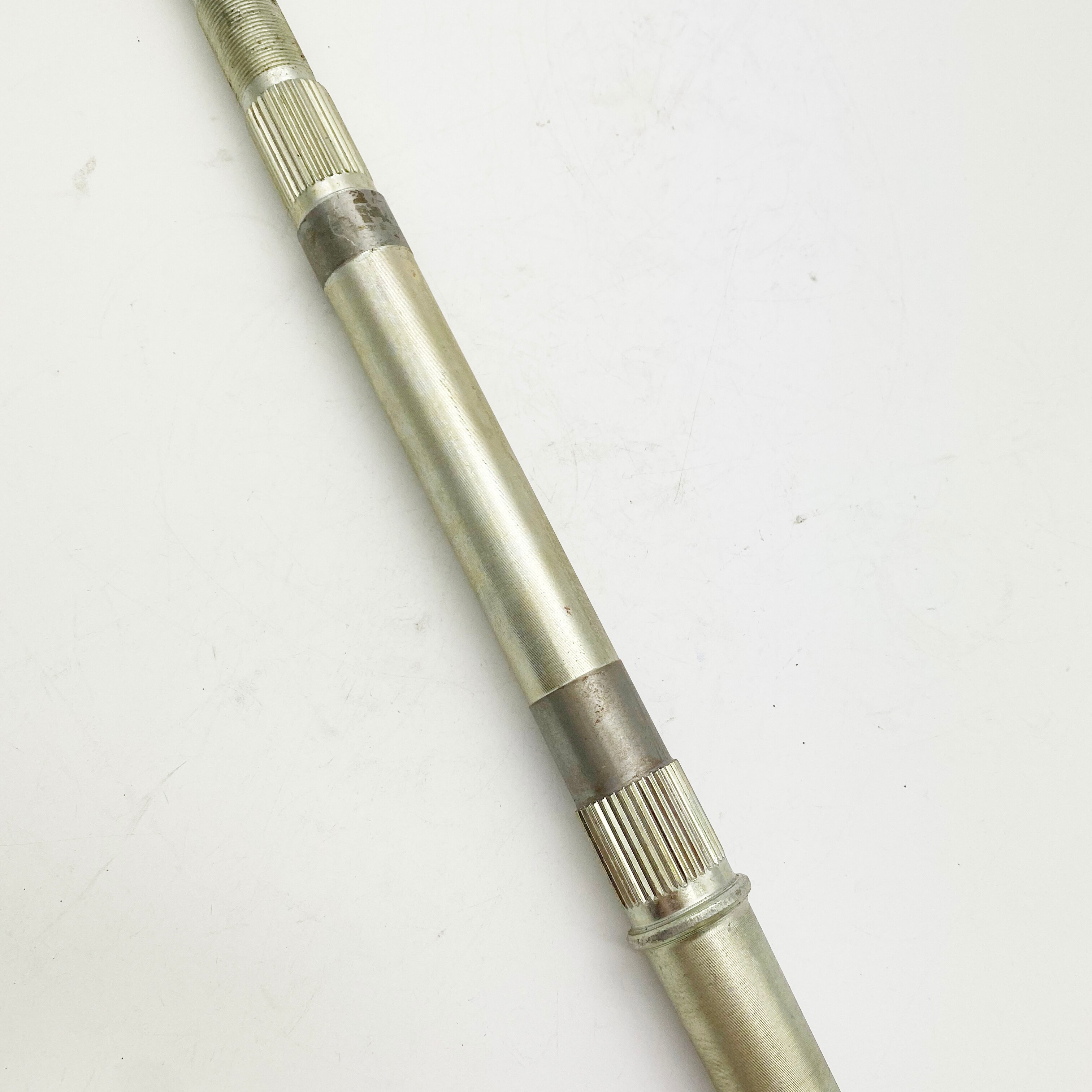 eje trasero OEM Kazuma Falcon 250cc (FN250 3 buje de perno, DG150cc 250cc 4 buje de perno) A: 15,2 CM B: 17,78 CM FN250-611-001