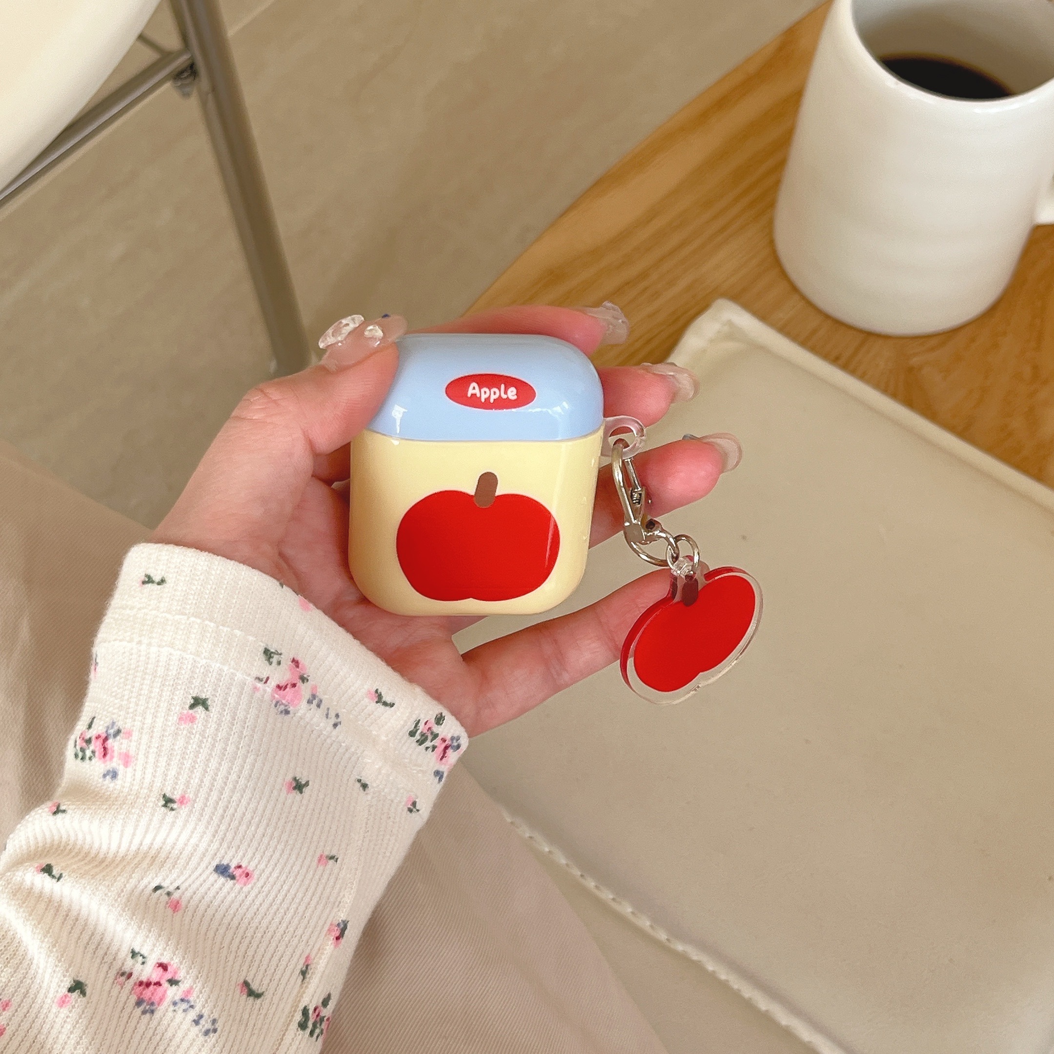 IMD rouge Apple modèle étui pour écouteurs avec pendentif pour Apple Airpods 1 Airpods 2, Pro/pro2 Airpods 3 Airpods 4