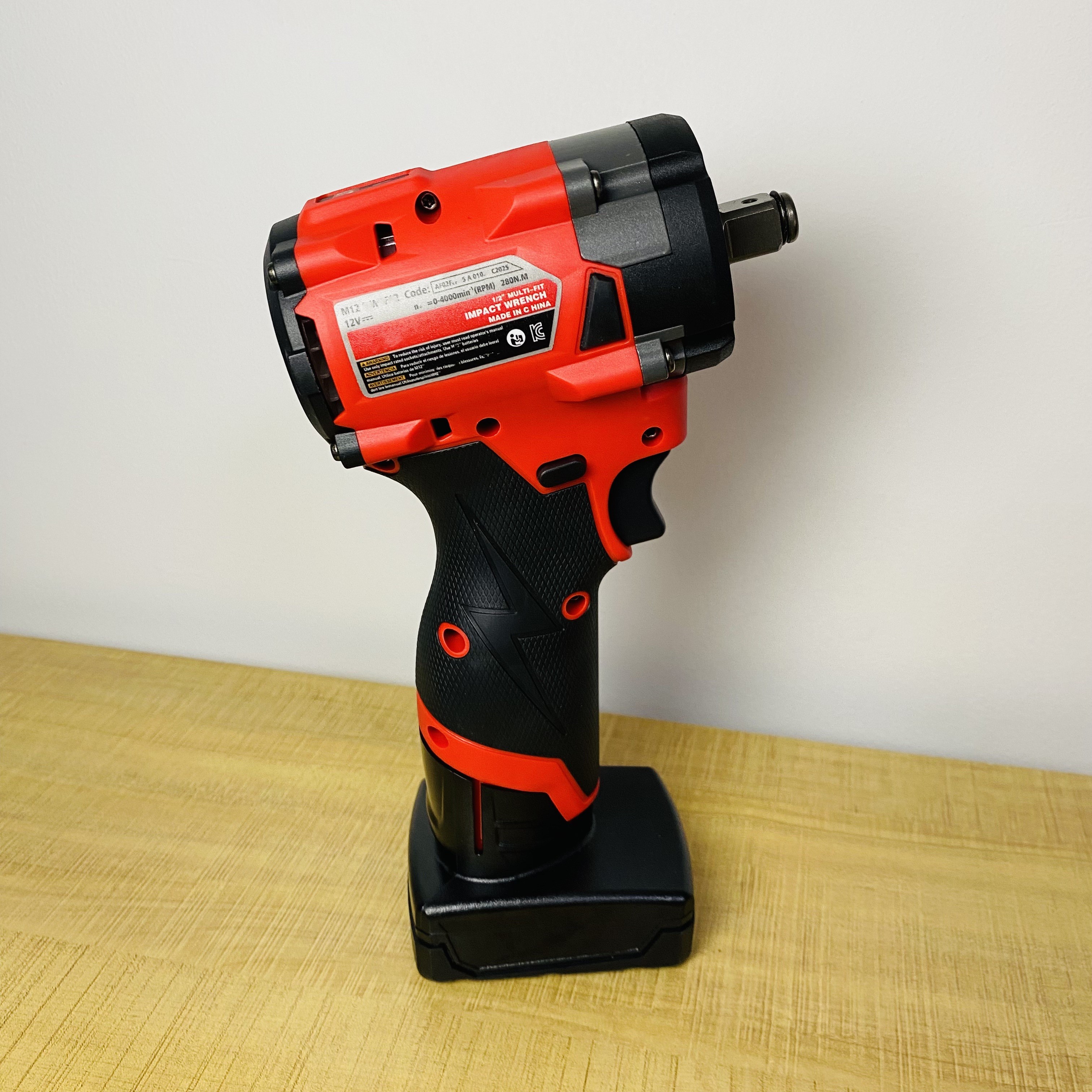 Milwaukee 12v akku-schraubenschlüssel, kleiner elektrischer schraubenschlüssel, bürstenloser 1/2 "-akku-schraubenschlüssel, schraubendreher, schlagbohrmaschine, wiederaufladbare elektrowerkzeuge