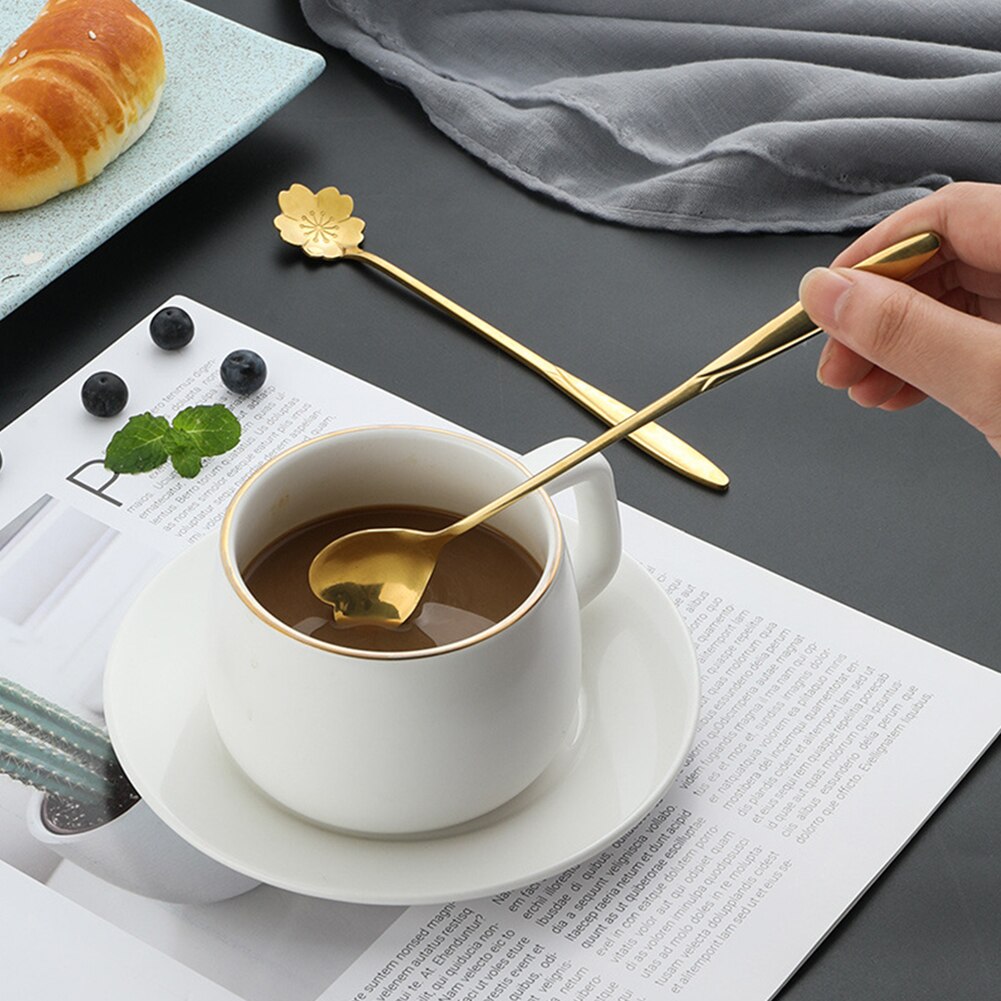 Kitchen Spoons Stainless Steel Teaspoons Long Handle Flower Heart Ice Cream Dessert Coffee Tea Spoons Mixing Spoon