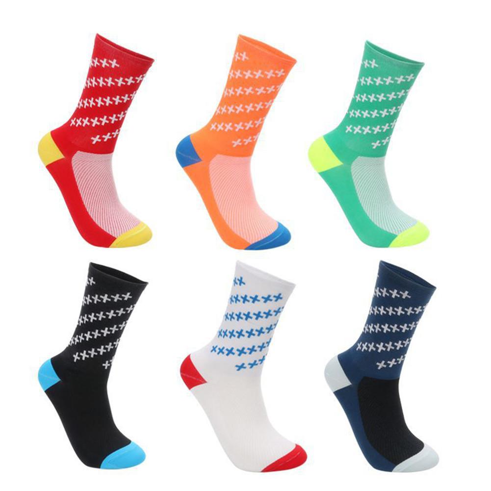 Ausverkauf Radfahren Socken Atmungsaktiv Wicking Füße Schutz Socken Nylon draussen Rennrad Reiten Socken Fahrrad Ausrügestochen