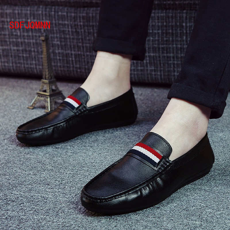 Märke män loafers män läder fritidsskor vuxna mockasiner körskor män herrskor unisex