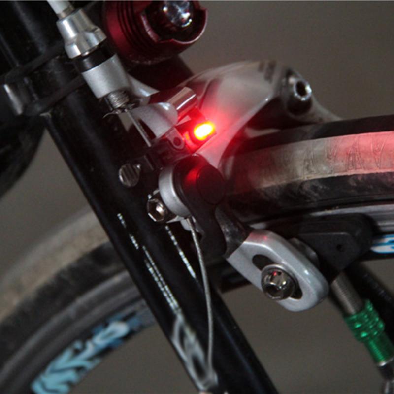 1Pcs Fiets Remlichten Regendicht Nano Rode Led Veiligheidswaarschuwing Licht Achterlicht Brandt Fiets Accessoires Voor Fietsen