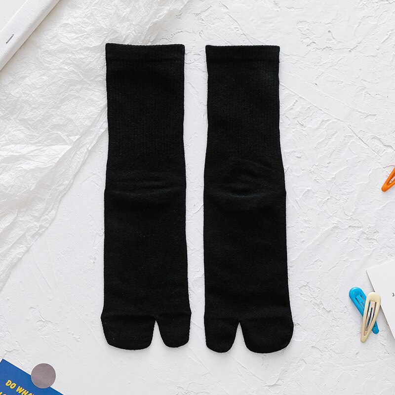 Combed Cotton Split Toe Socks Unisex Simple Comfortable Breathable Two-Toed Socks Japanese Style Harajuku Men Women's Tabi Socks: Black