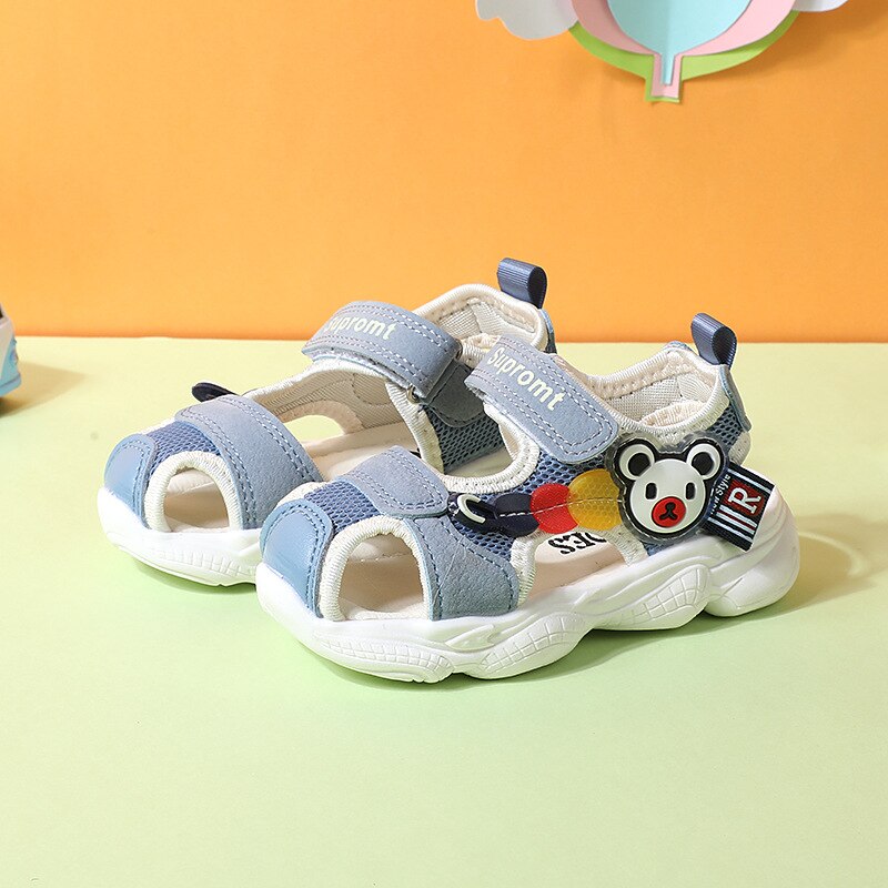 Los niños sandalias novedad de verano bebé niño Sandls niños y niñas Anti-kick suela suave playa Casual Sandaks niños sandalias