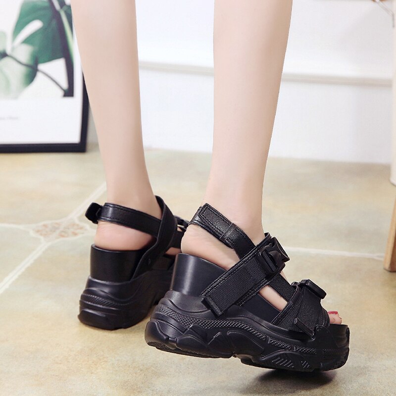 Neue Sommer Plattform Sandalen Frauen 11,5 CM Keile Dicken Boden lässig Schuhe Komfortable Weiß Schnalle Sandalen Turnschuhe