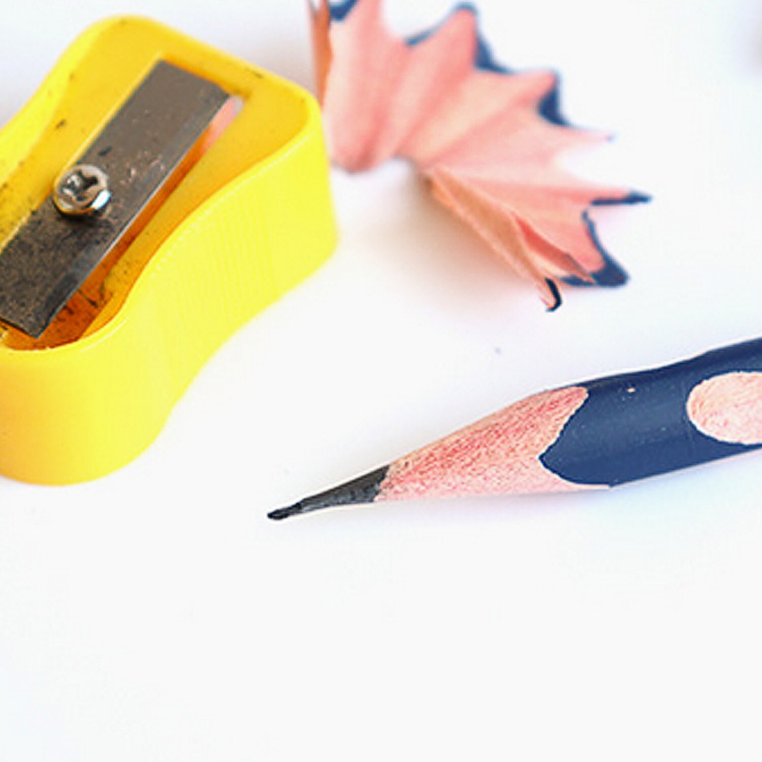 12pcs HB Pencil Kit Kids Students Grip Posture Correction Triangle Wooden Pencils for Drawing Art Sketching Writing