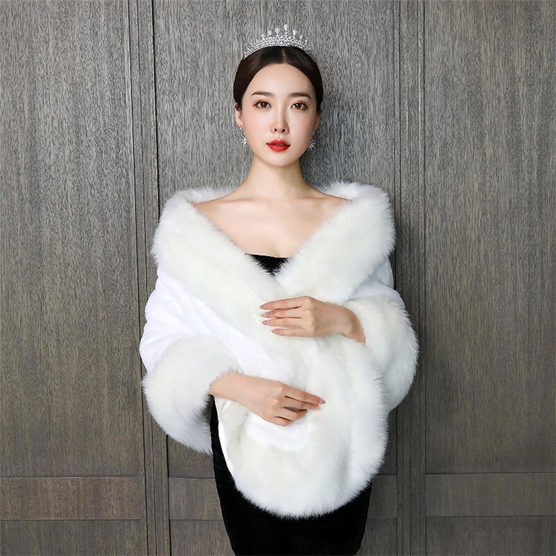 JaneVini Elegante Ivoor Cape Mantel Bridal Faux Fur Wrap Winter Warm Grote Sjaal Jas Plus Size Bolero Vrouwen Bruiloft Accessoires: Default Title