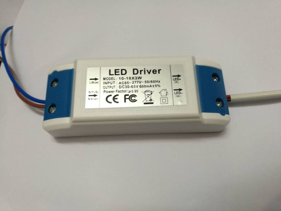 10-18x3W LED Driver Voeding 36 w 40 w 50 w 54 w 600mA 85-277 v voor 12 stks-18 stks 3 W High Power LED Chip