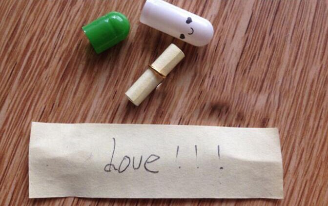 800pcs / lot , capsule love letter paper , Mini blank message letter as secret / love letter paper