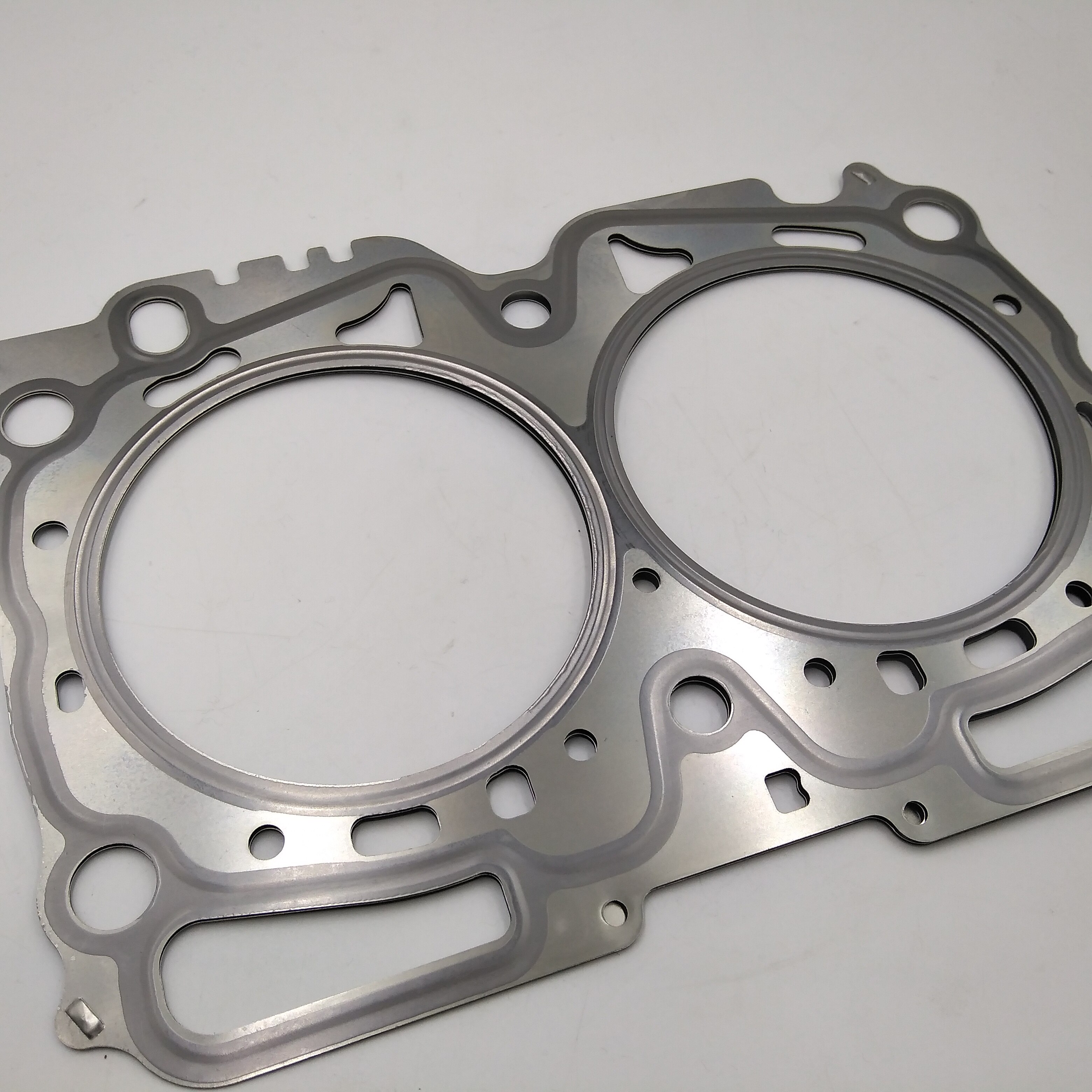 Subaru cylinder gasket cylinder head gasket 11044aa670 11044-aa670