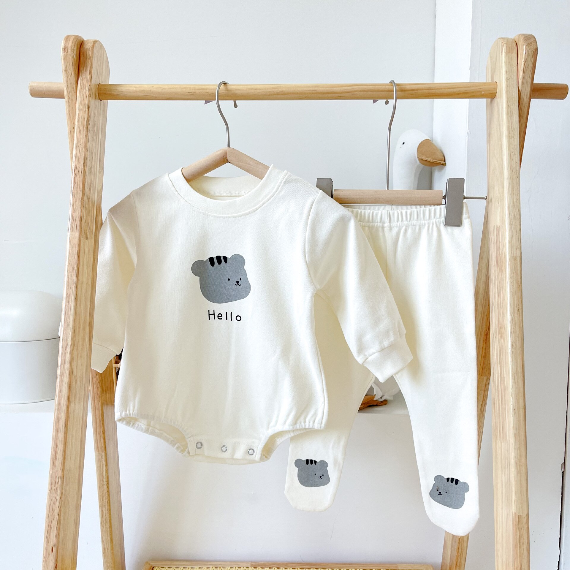2022 herbst-babybodys für mädchen mit niedlichem bärenmuster, langarm-jumpsuits für jungen, baumwollkleidung für kleinkinder und freundlicher