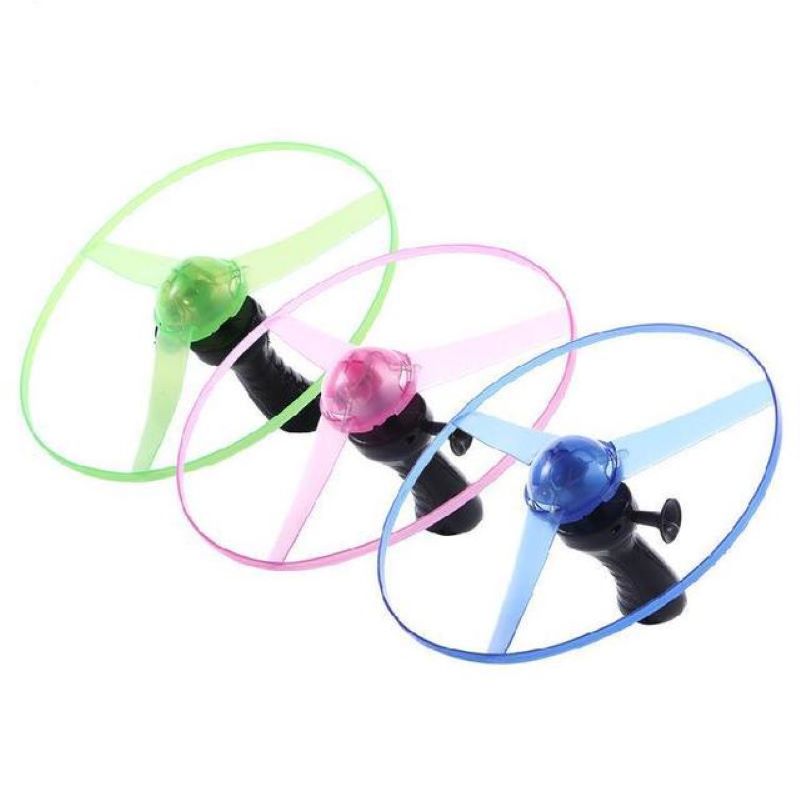unny Spinning Flyer Luminous Flying UFO LED Light Handle Flash Flying Toys for Kids Outdoor Game Color Random: Black