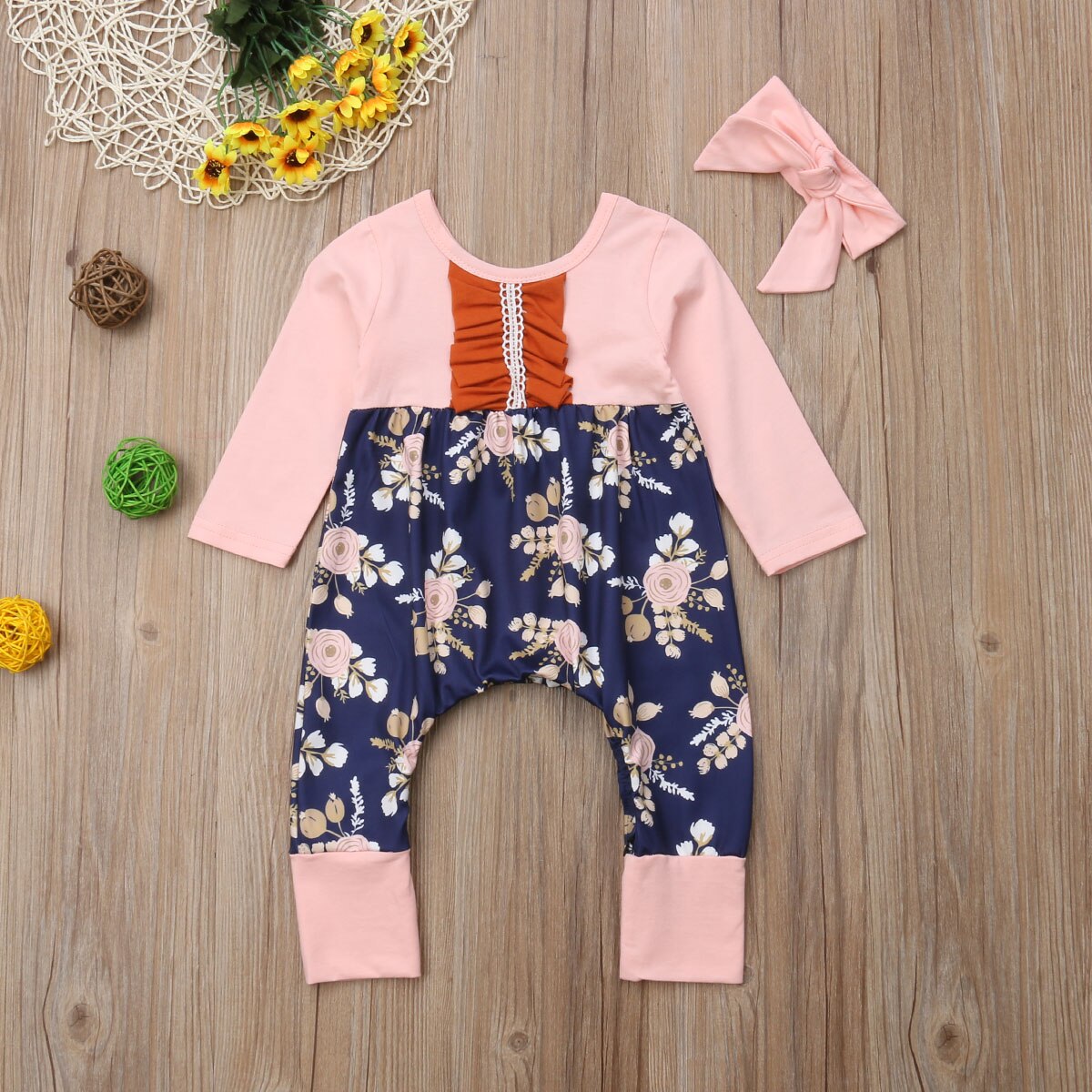 2018 marca nuovo infante Capretti Del bambino Delle Ragazze Dei Ragazzi di Autunno Del Pagliaccetto + fascia Del Fiore di Stampa A Maniche Lunghe in Cotone Tuta 2pz increspato Salopette Corta