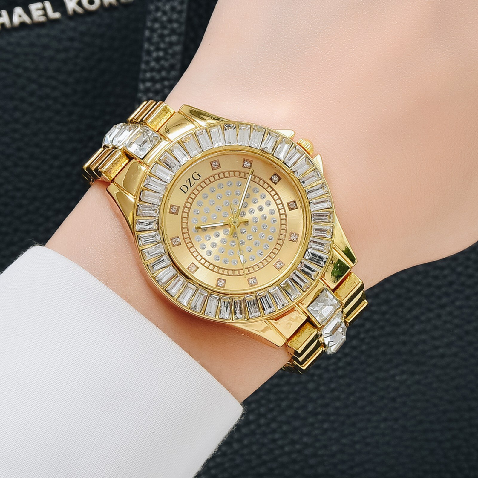 Mode Dame Quartz Horloge Luxe Casual Crystal Armband Horloges Vrouwelijke Heldere Diamant Band Band Horloges Relogio Feminino