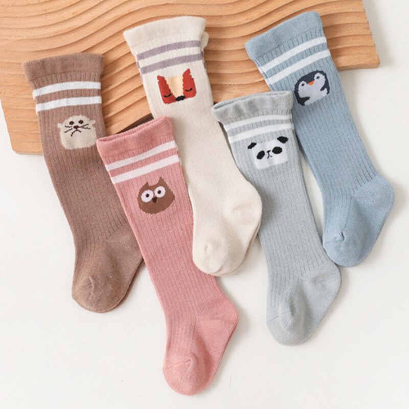 Calzini lunghi per bambini autunno inverno cartone animato striscia animale ginocchio alto neonato ragazza ragazzo calzini da pavimento calzino per bambini in morbido cotone