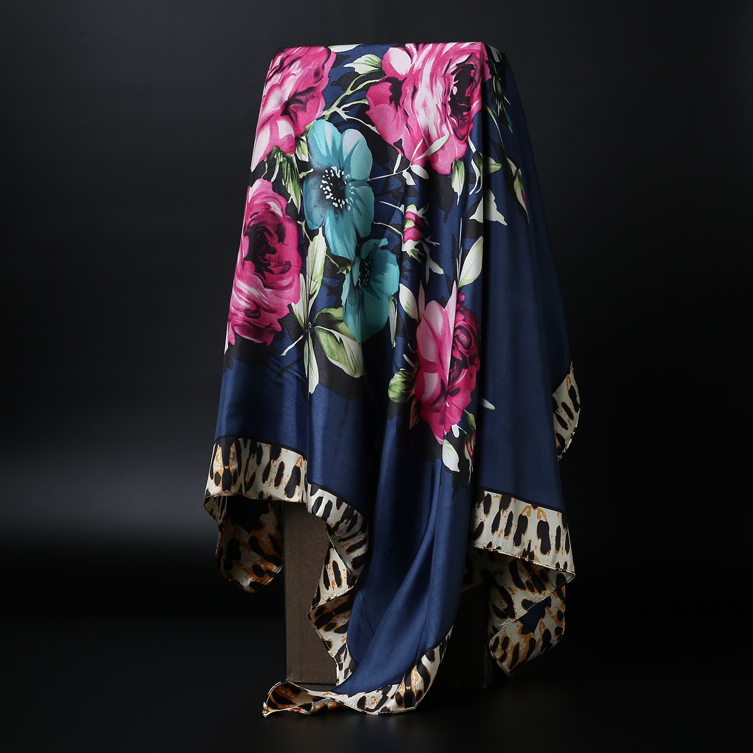 Print Sjaals Voor Vrouwen Zijde Satijn Hoofddoek Hoofddoek Vrouwelijke 90*90 Cm Vierkante Sjaals En Wraps Hijab sjaals Voor Dames: 2231
