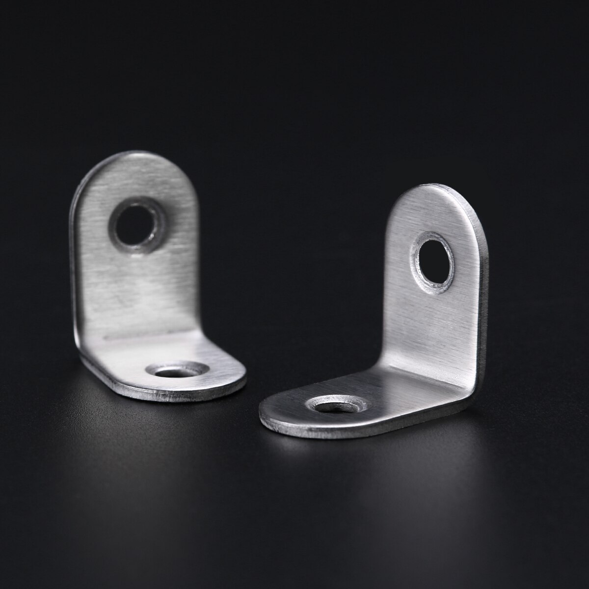 20pcs 90 Degree Angle Bracket Portable Useful Practical 25mm Metal Angle Brackets for Home Indoor Inside