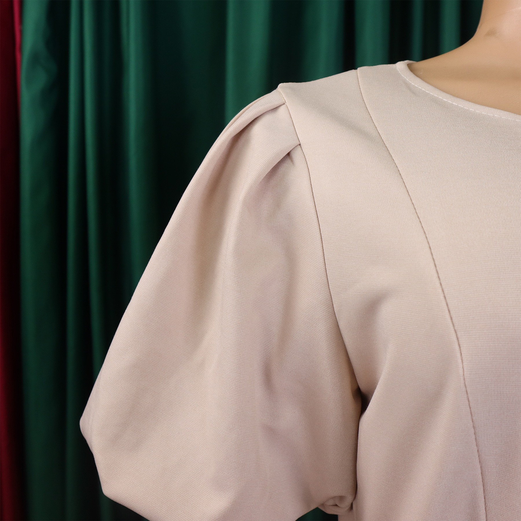 Elegante kantoorjurk voor dames Professionele O-hals met korte mouwen, riem, getailleerde A-lijn, halfhoge kuit, formele zakelijke werkjurk Midi Nieuw