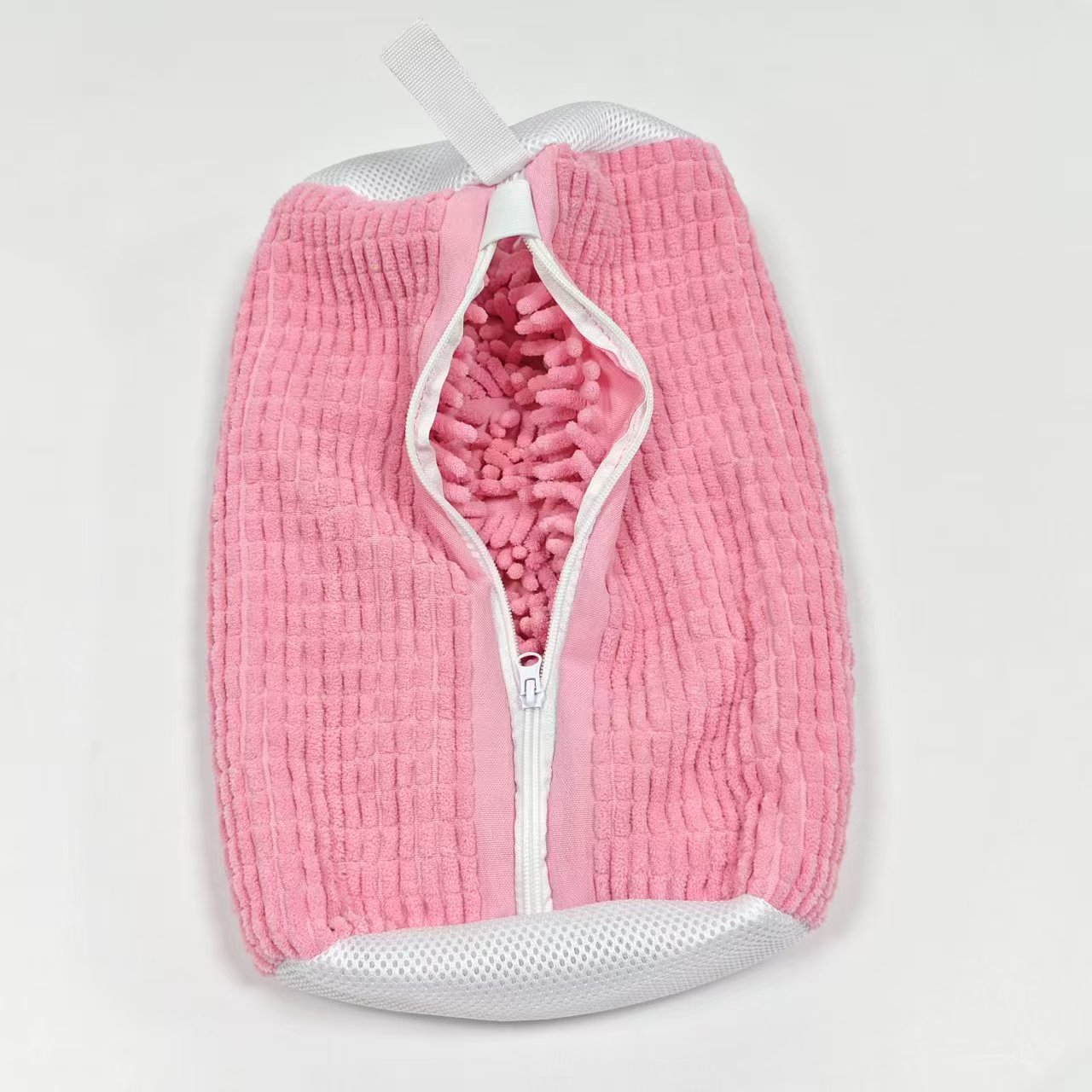 Durable Mesh Shoe Wash Bag with Zipper Rich Fluff Inside Protects Sneakers Casual Shoes in Washer Dryer Travel Storage Organizer