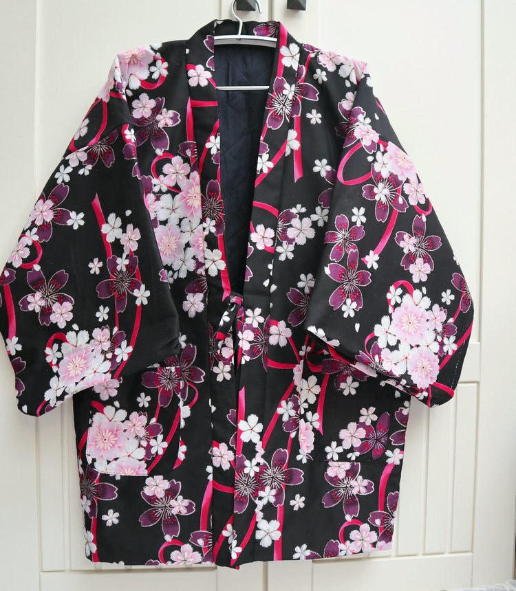 Kimono abrigado japonés de Invierno para mujer, abrigo Haori acolchado de algodón grueso, ropa de abrigo holgada con estampado Floral W035
