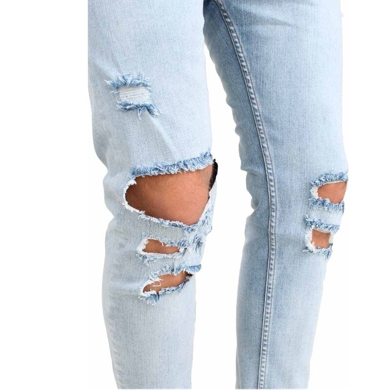 Märke man knä stort hål jeans vårtvätt ljusblå jeansbyxor herr nödställda slitna skinny jeans herr
