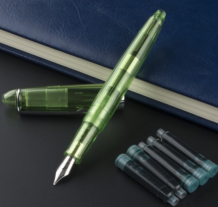 Jinhao 599 vulpen transparant 5 blauwe patronen (Jinhao 599 transparant, pen patronen