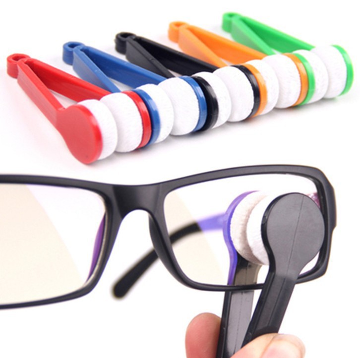 Transparent Computer Glasses Frame Women Men Anti Blue Light Round Eyewear Blocking Glasses Optical shooting Spectacle Eyeglass: Glasses brush