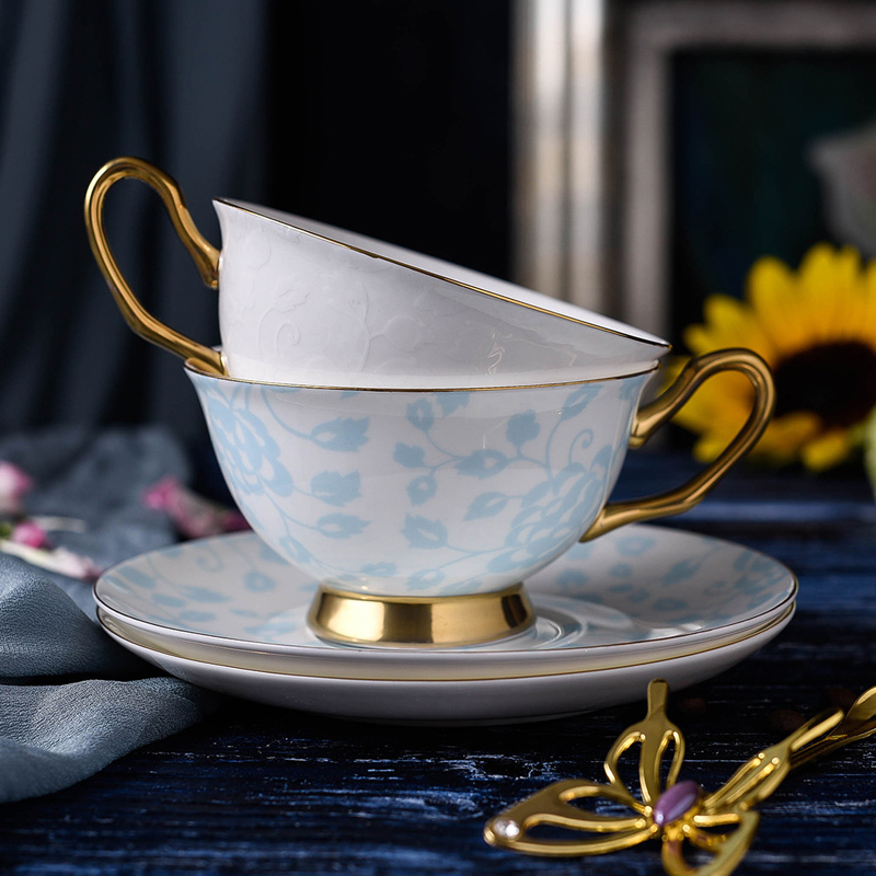 200 ml Porseleinen Theekopjes Fijne Bone China Thee Kop en Schotel Set Britse Stijl Luxe Keramische Koffie Kopjes 2 kleuren