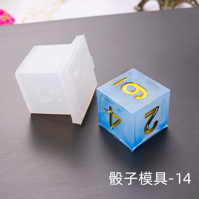 1PC DIY 3D Dice Series of Jewelry Making Tools Number Gamer Tools Silicone UV Resin Jewelry Molds: Type 14