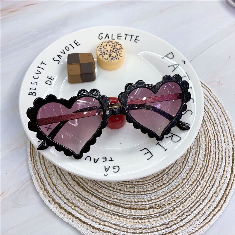 Baby hartvormige bril, kinderzonnebril, liefde voor plastic, roze zonnebril, meisjes,  uv400 zonnebrillen, okulry oculos: Zwart