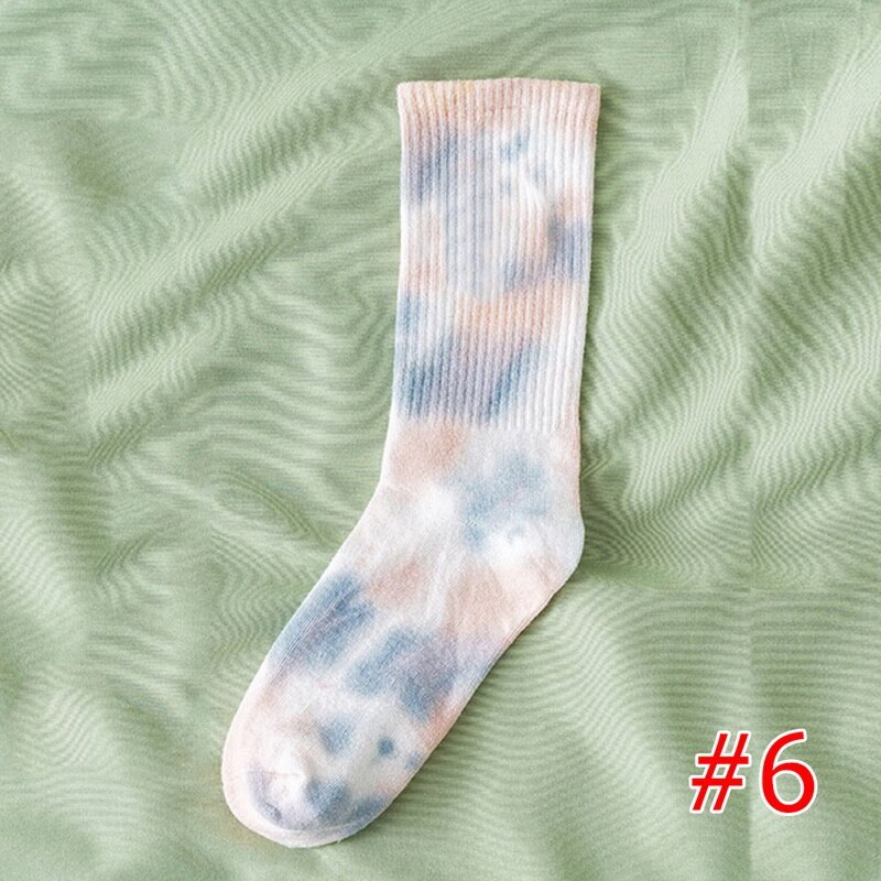 men and women socks cotton Colorful Psychedelic Graffiti Tie dyeing funny Skateboard cute Harajuku Hiphop tube socks: M210637N