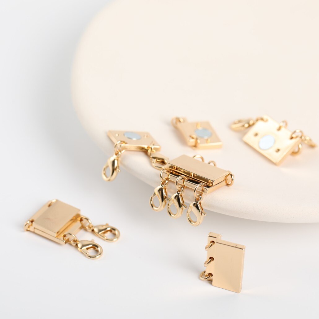 Layered Necklace Clasp Magnetic Jewelry for Women Tangle Free Layering Clasps Separator Stackable Detangler Necklet Chains