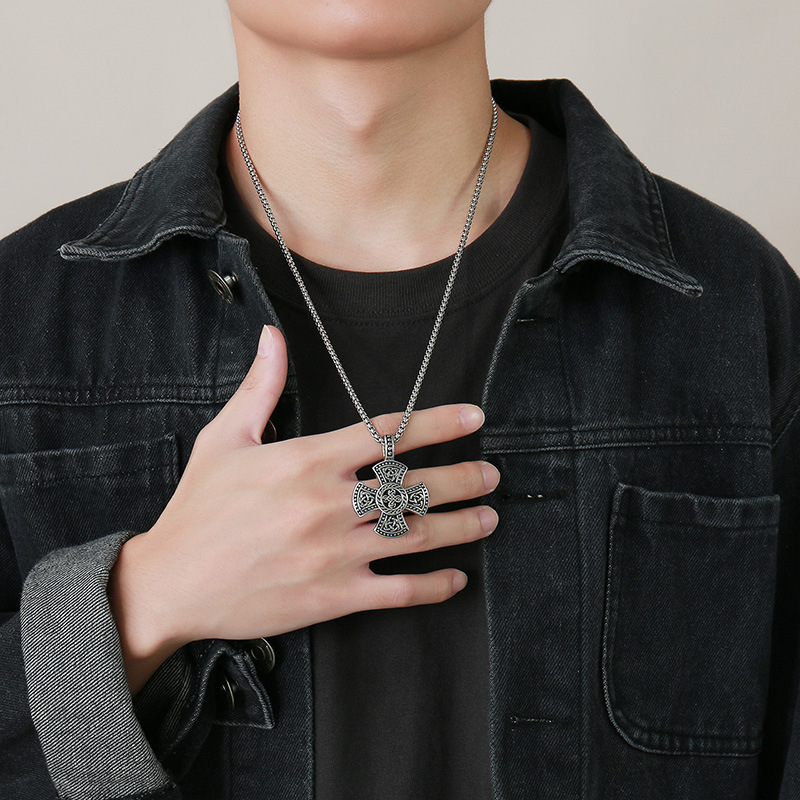 Vintage Keltische Trinity Knoop Triquetra Cross Magic Hanger Ketting Charm Mannen Casual Ketting Sieraden