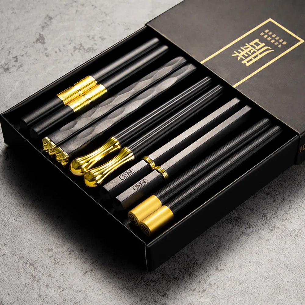 5 Pairs Japanese Chinese Chopsticks Sushi Non-slip Sticks Reusable Metal Korean Chopsticks Set Healthy Alloy Tableware set
