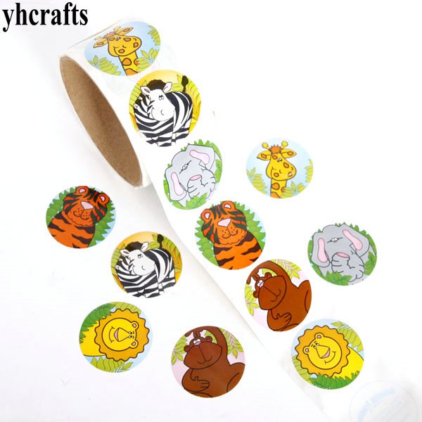 1 Roll(100PCS)/LOT pinguino adesivi di carta Ragazze regali di compleanno Per Bambini fai da te giocattoli Scuola Materna articoli di attività oggetti Decorativi di Favore: 100PCS forest animal