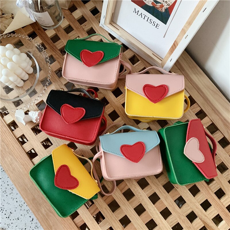 Cute Baby Mini Bag Kawaii Little Girl Coin Wallet Heart Leather Purse Kids Party Hand Bag Accessories Toddler