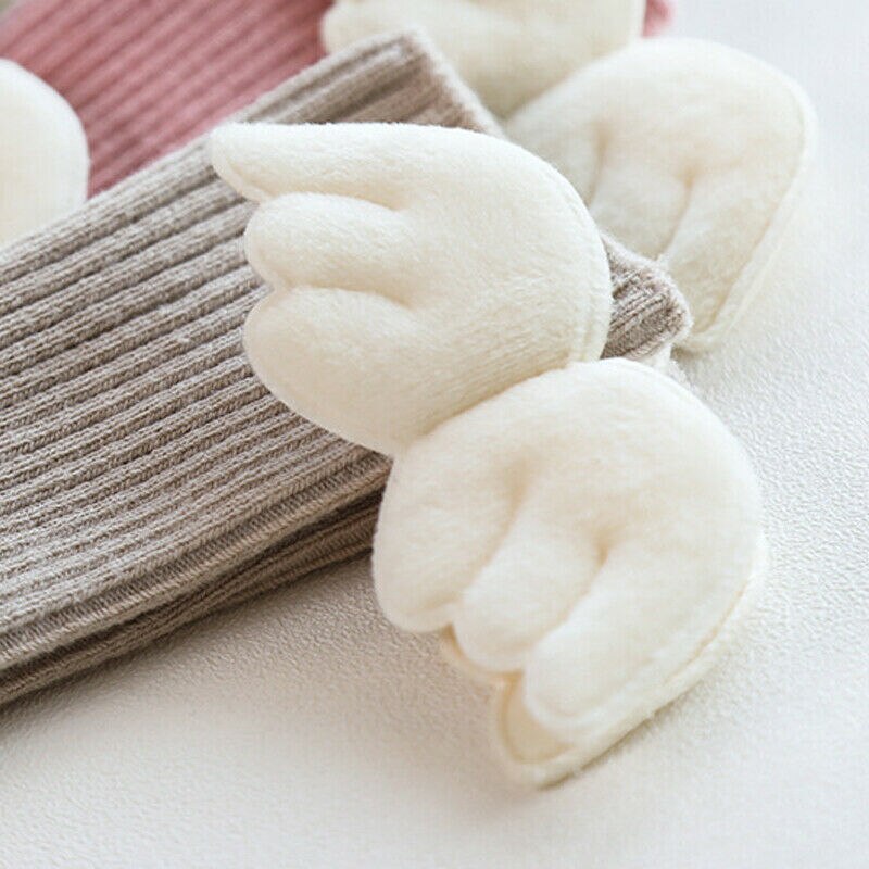 Calzini adorabili delle nuove neonate calzini del cotone di lunghezza del ginocchio del bambino calzini svegli dei bambini della lettera lunga 6 mesi-5 anni