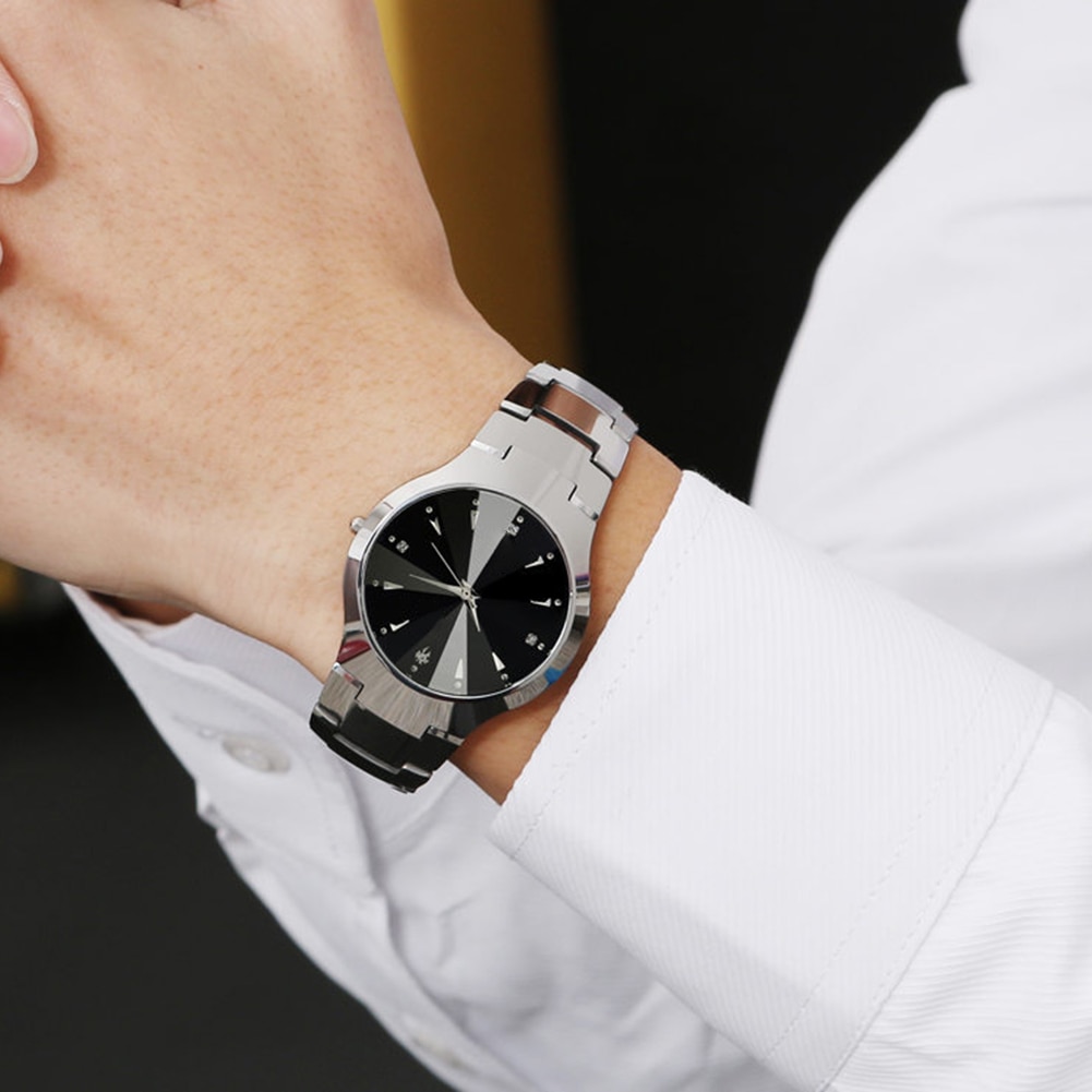 Casual par ure til kvinder mænd rund skive kalender legering forbundet rem analog quartz armbåndsur armbåndsure dame ure