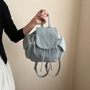 Famous Cloud Backpack Solid Color Women's Summer Travel Bag Large Capacity Multi Pocket Student Backpack: Blue