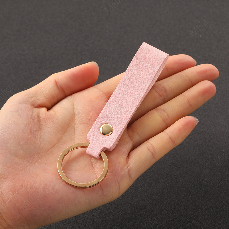 Blank PU Leather Keychain For Men Women Simple Pink Car Key Chains Metal Key Rings Business Party Wedding
