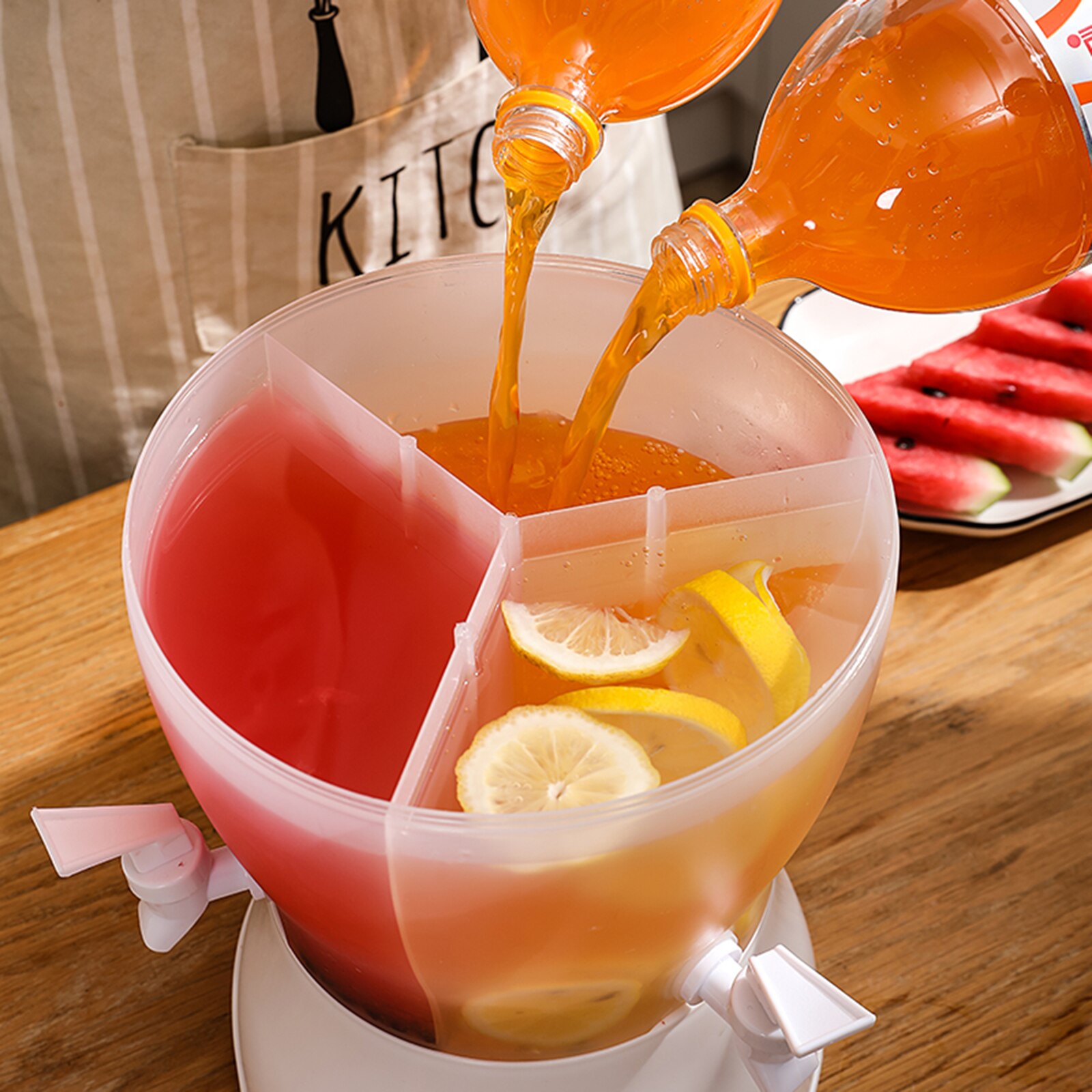 Capacity 5L With Faucet Cold Water Bucket PP 22*27cm For Party Easy To Use Style PP Rotatable Beverage Dispenser