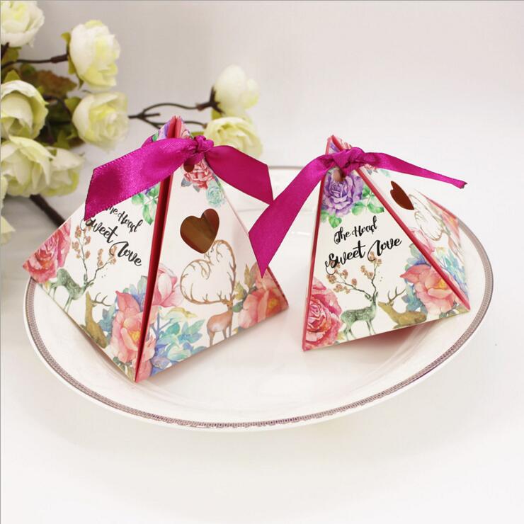 50 PCS Triangl Candy Box Pyramid Tip Wedding Favor Boxes Bridal Shower Favors Packaging Bag