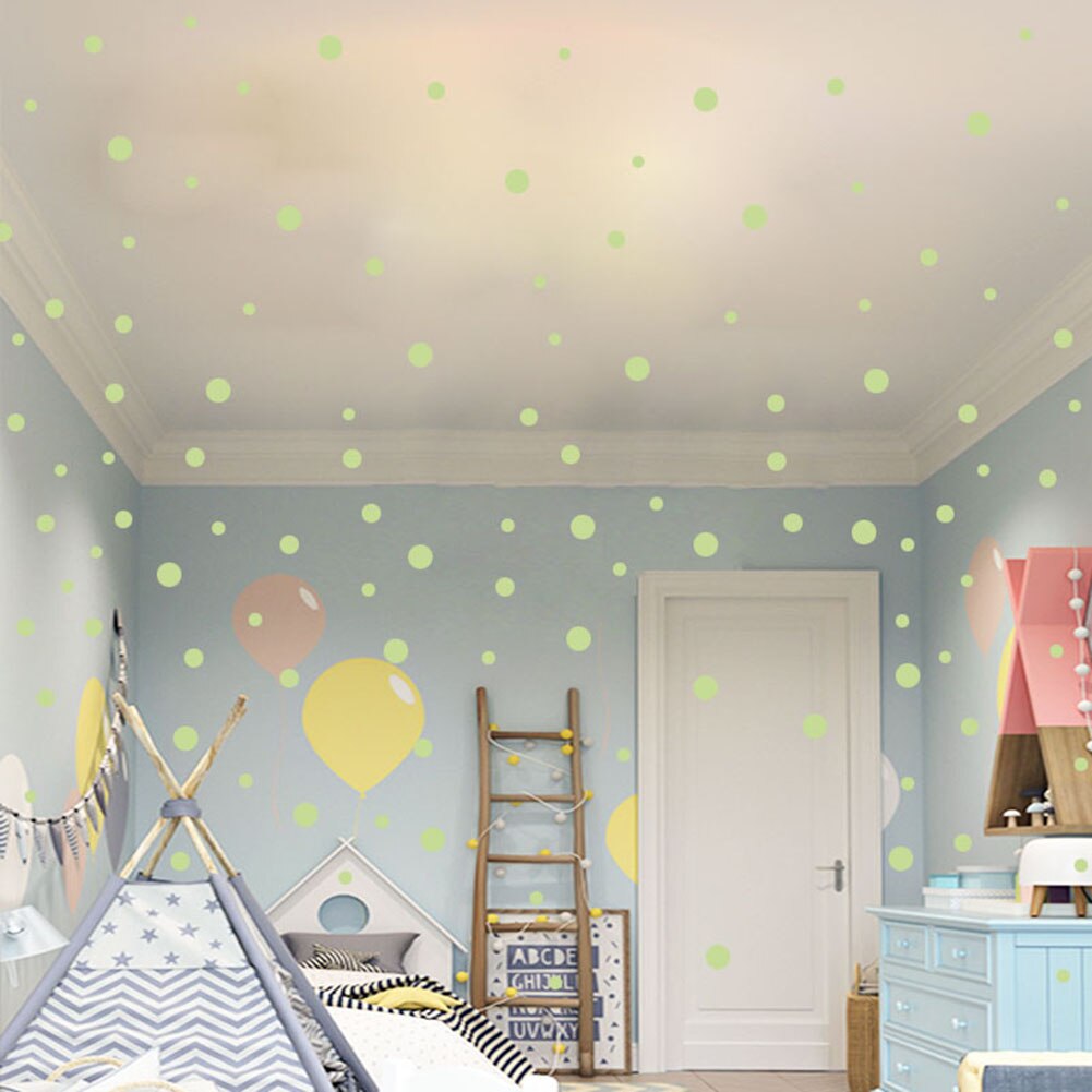 104/252/407 stk lysende prik rund skive måne wallsticker glød i mørke rum mærkat kan absorbere lys og glød i mørket.