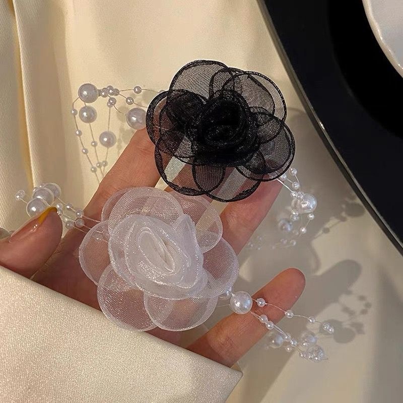 French Romantic Black White Choker Flower Pearl Necklace Women's Summer Collar Chain Fairy Gas Versatile Neckchain 2023 Newest